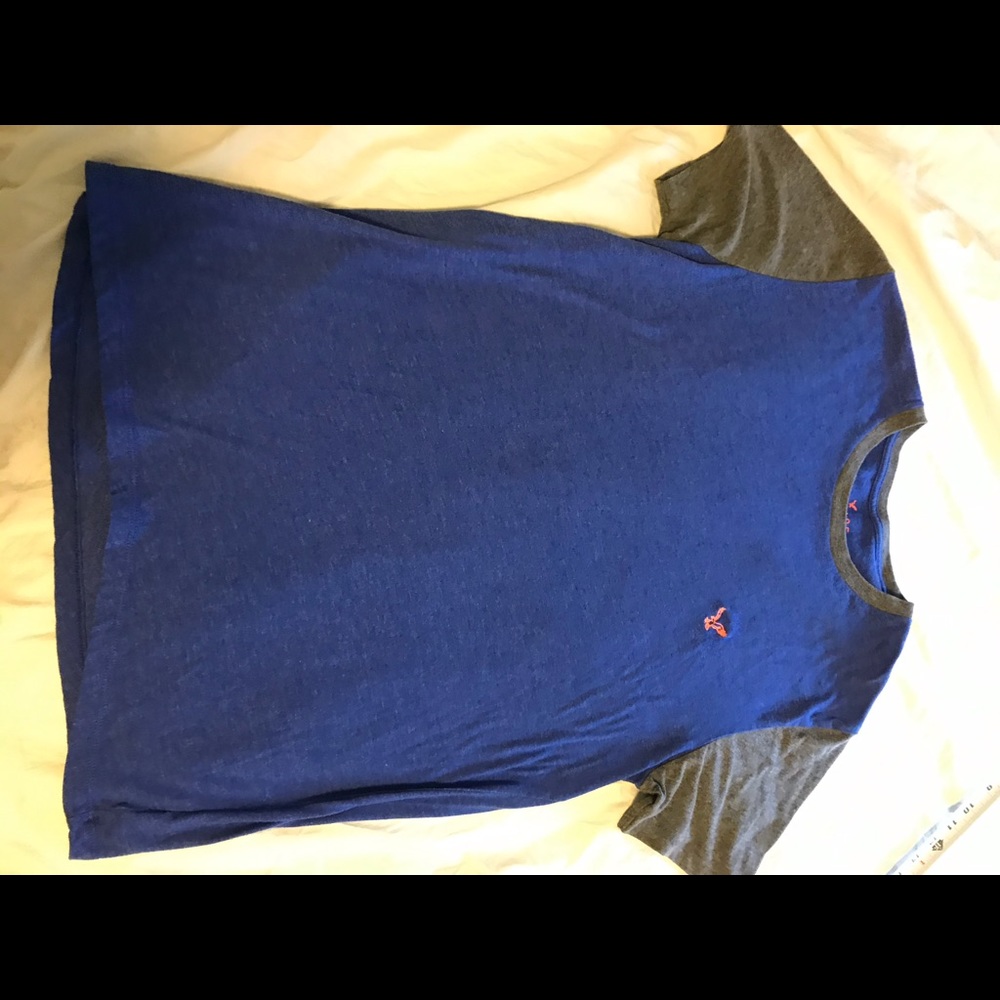 American eagle t shirt 🍍